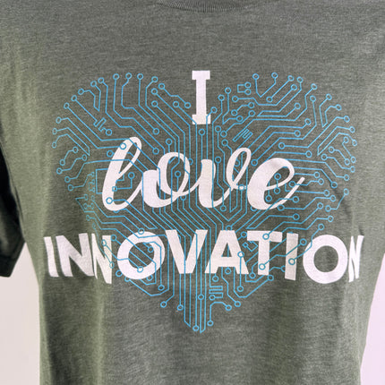 DI "I Love Innovation" Graphic T-Shirt